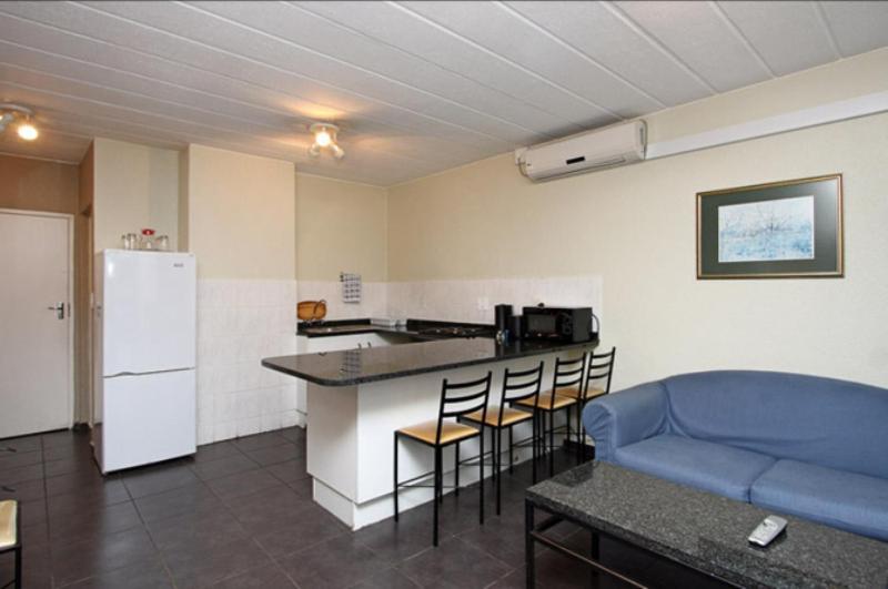 Vetho 2 Apartments Or Tambo Airport Kempton Park Rum bild