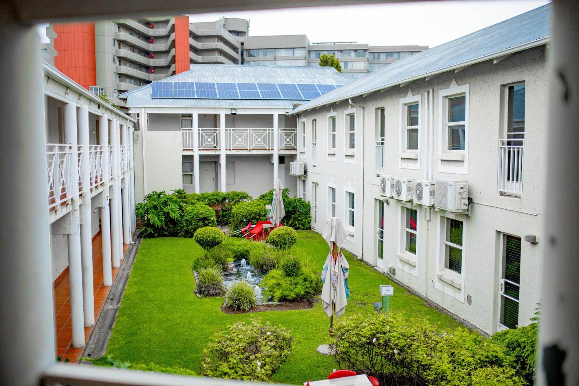 Vetho 2 Apartments Or Tambo Airport Kempton Park Exteriör bild