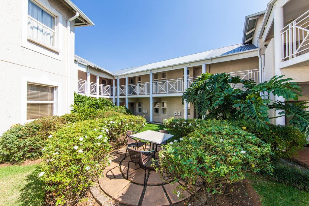 Vetho 2 Apartments Or Tambo Airport Kempton Park Exteriör bild