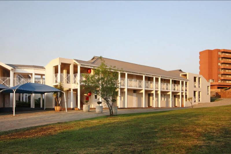 Vetho 2 Apartments Or Tambo Airport Kempton Park Exteriör bild